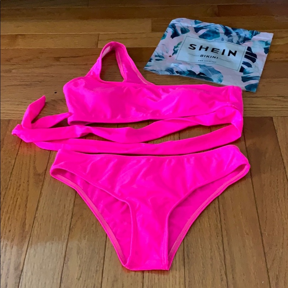 Bathing suit